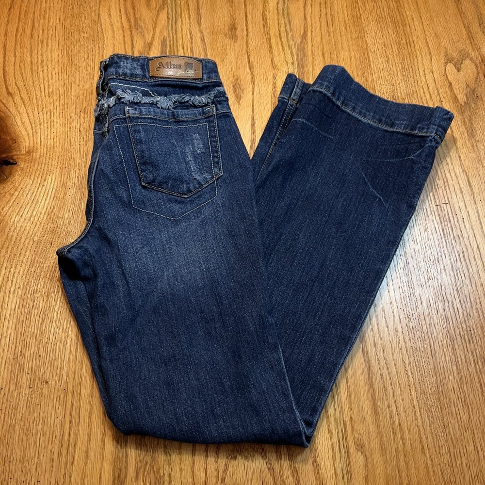 Allen B. Schwartz Bootcut Jeans Women's 6 Embroidered Bedazzled Distressed Flare